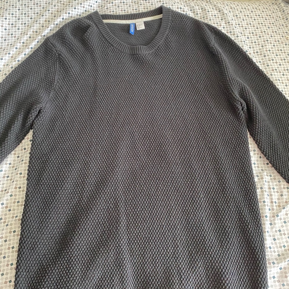 H&M sweater